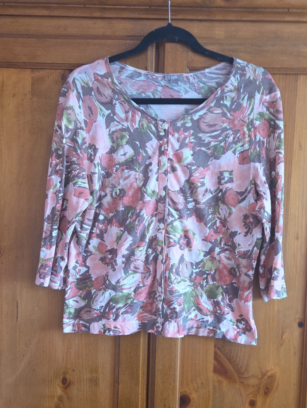 J. Jill Pink, Green & Brown Floral Button-Front Scoop Neck Top